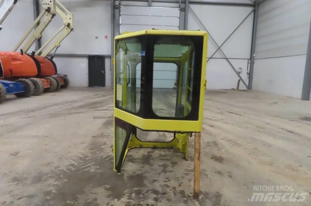 Yanmar Vio 75/SV100 Kabíny a interiér