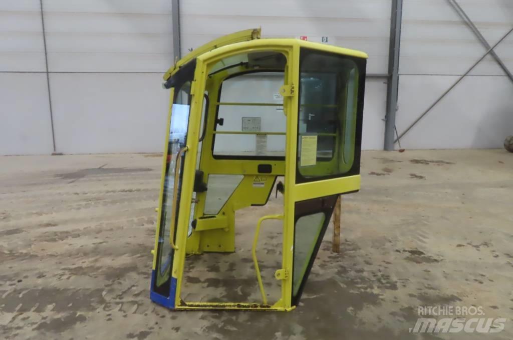 Yanmar Vio 75/SV100 Kabíny a interiér