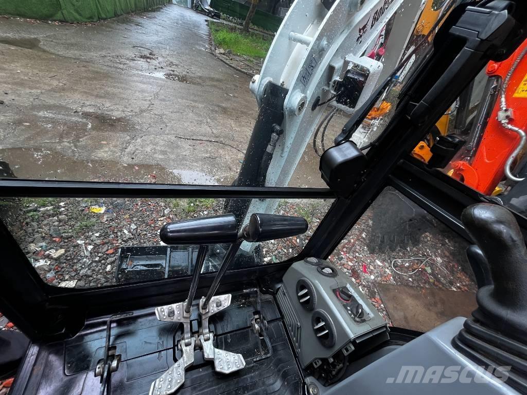 Bobcat E 20z Mini rýpadlá < 7t