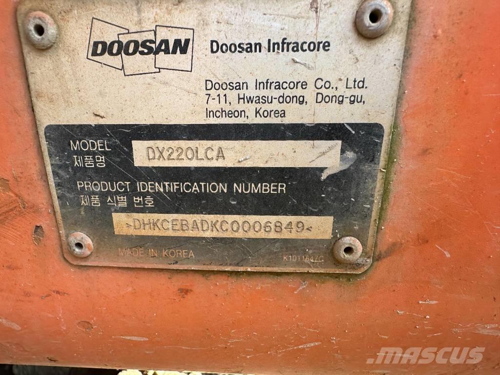 Doosan DX 220 LCA Pásové rýpadlá