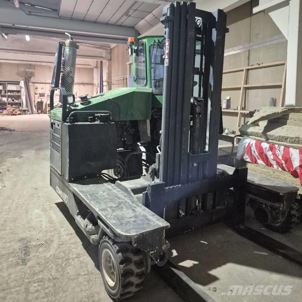 Combilift C 4000 4 cestné vysokozdvižné vozíky