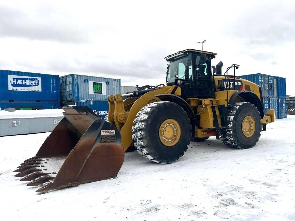 CAT 980M Kolesové nakladače