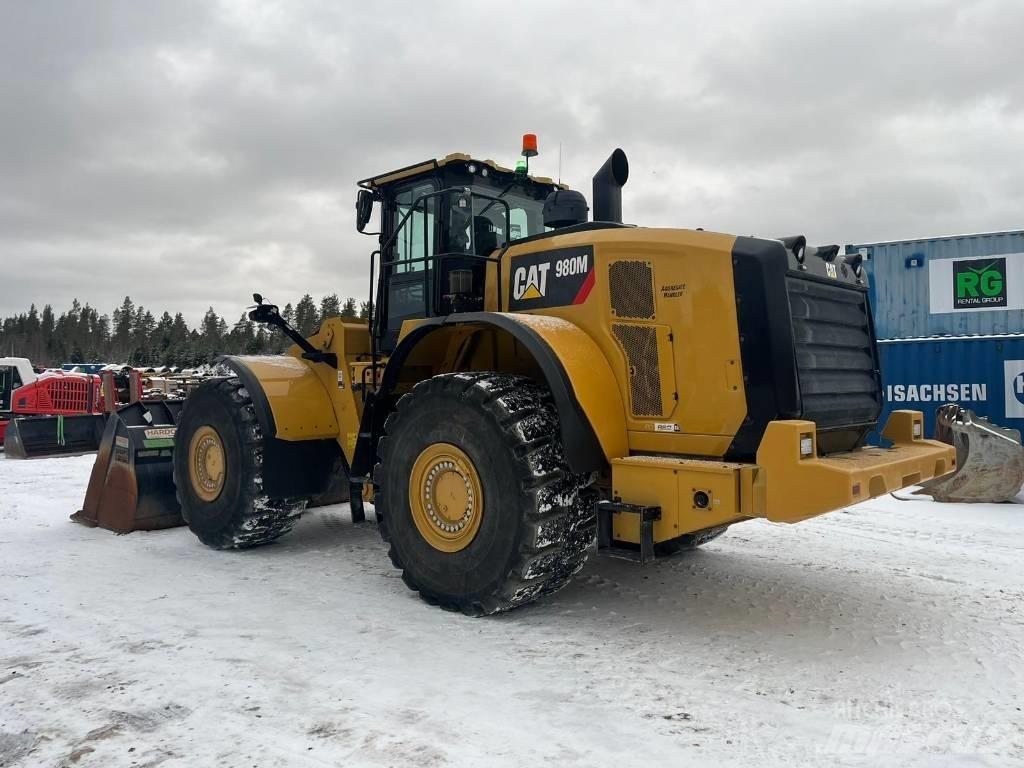CAT 980M Kolesové nakladače