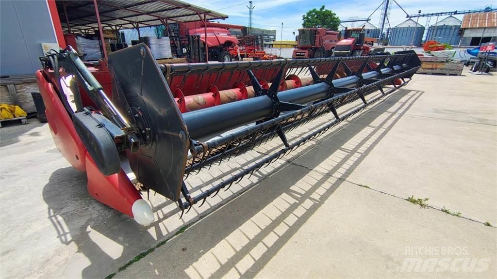 Case IH 3020 Žatevné hlavy