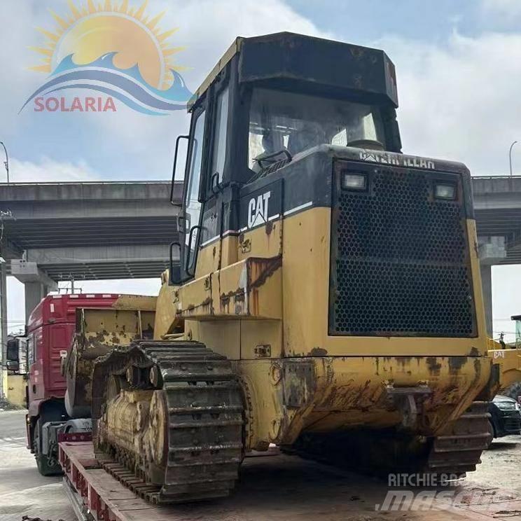 CAT 973 D Pásové nakladače