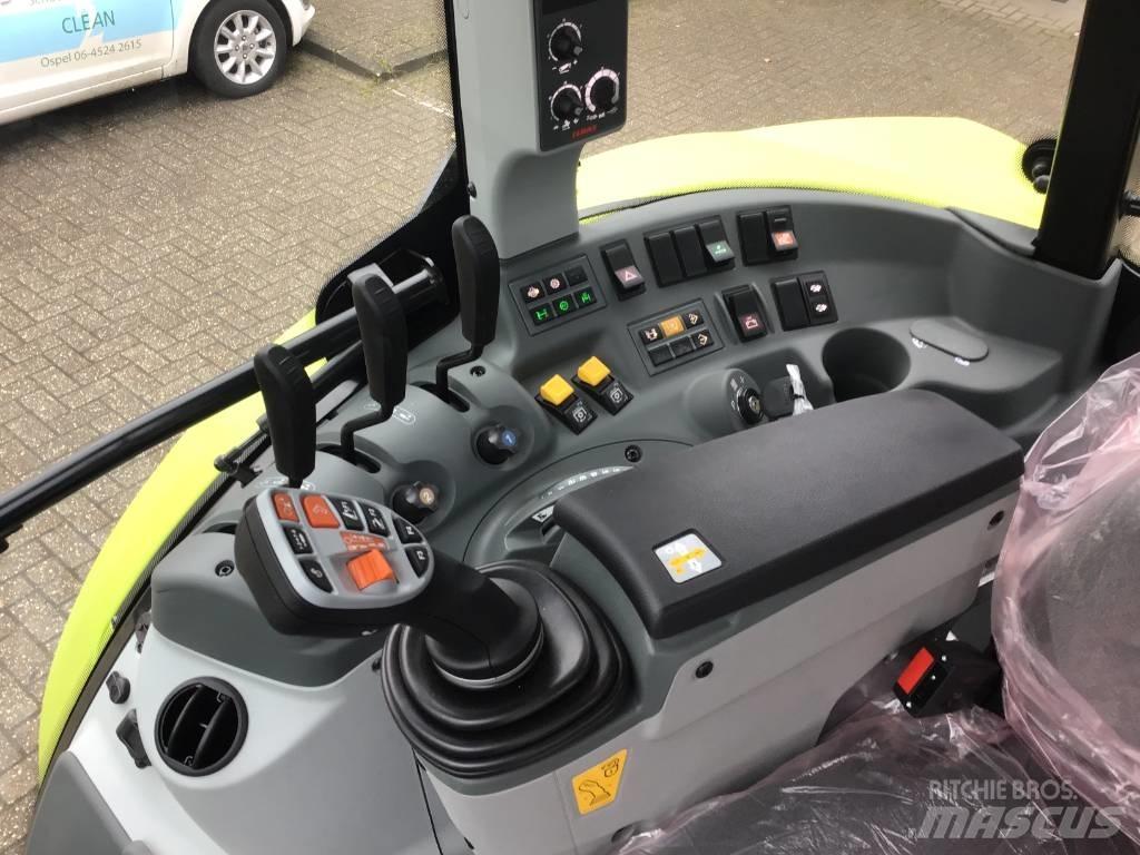 CLAAS Arion 450 CIS Traktory