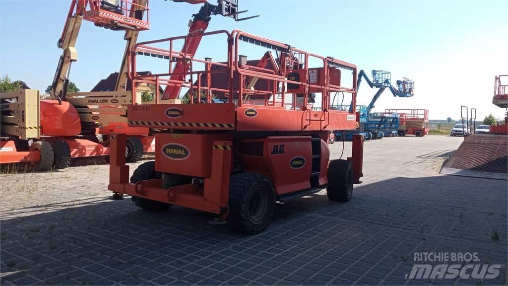 JLG 3394RT Nožnicové zdvíhacie plošiny