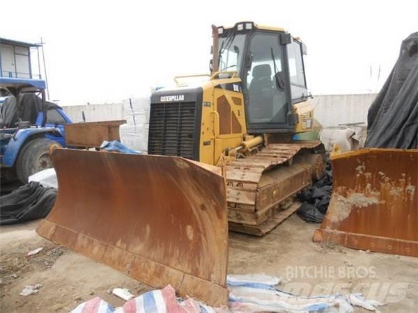 CAT D 5 K LGP Pásové dozéry