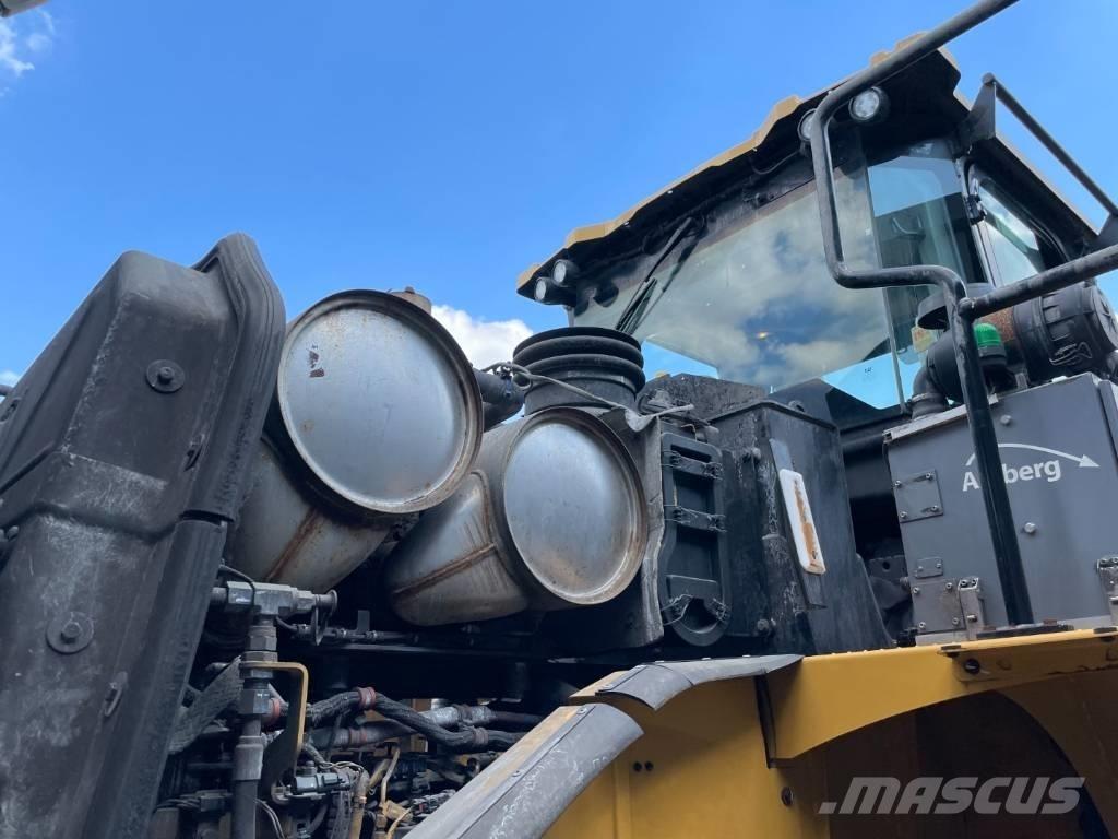 CAT 966MXE Kolesové nakladače