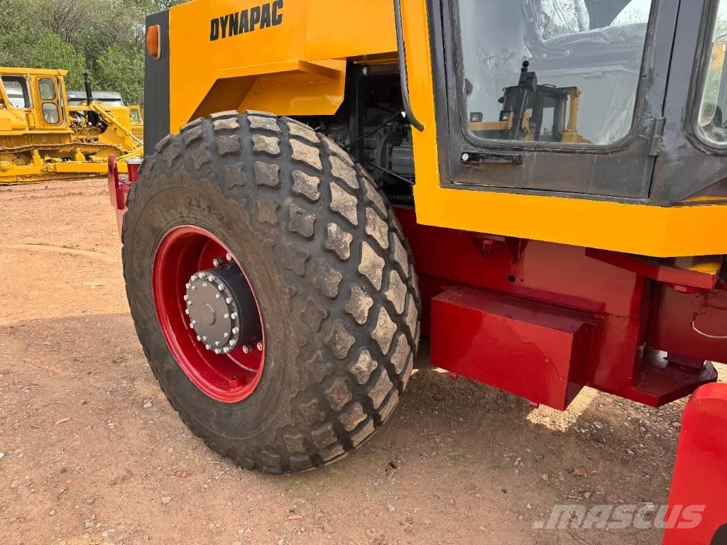 Dynapac CA 30 D Ťahačové valce