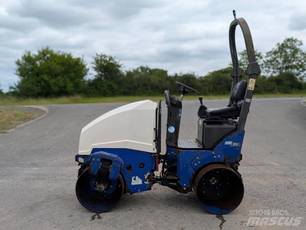 Ammann ARX 20 Tandemové valce
