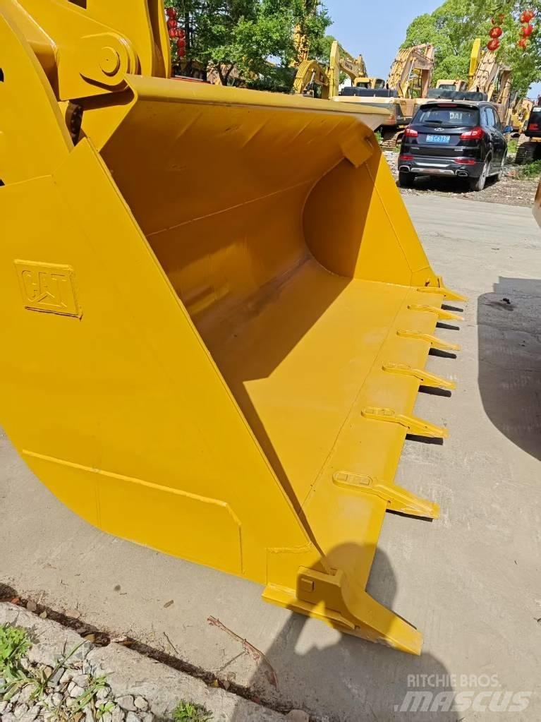 CAT 950 GC Kolesové nakladače
