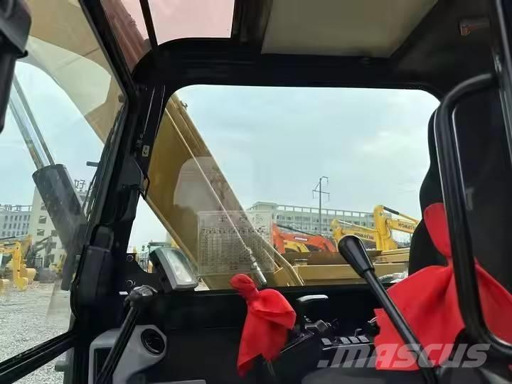 CAT 307 Pásové rýpadlá