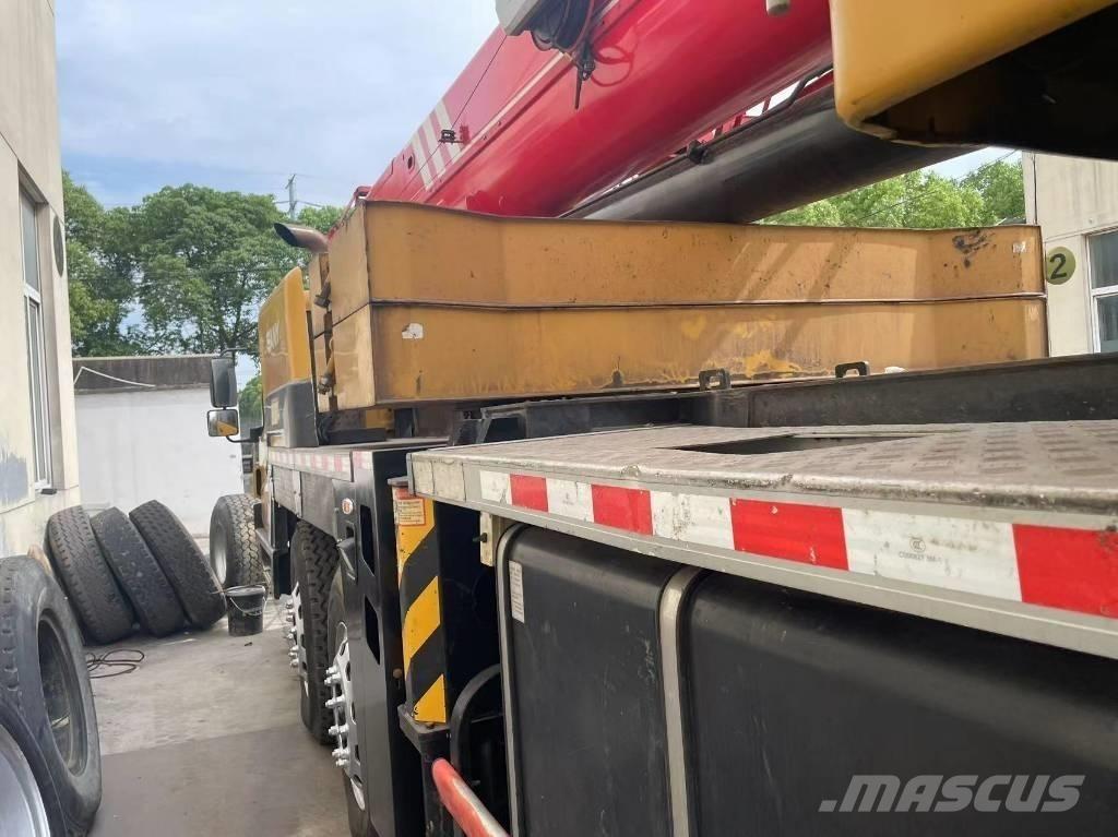 Sany STC 750 S Univerzálne terénne žeriavy