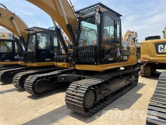 CAT 323 D L Pásové rýpadlá