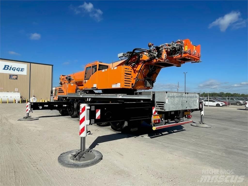 Demag AC 250-5 Univerzálne terénne žeriavy