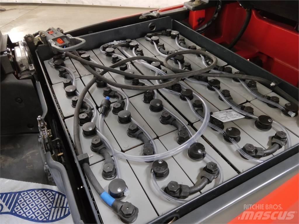 Linde E16PH-02 Akumulátorové vozíky