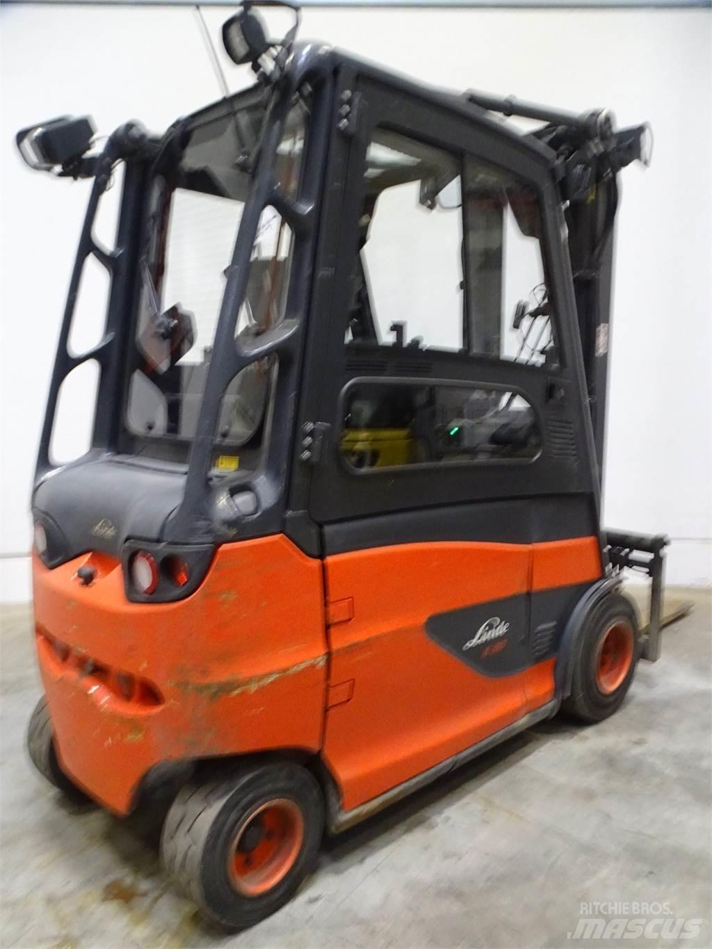 Linde E30HL Akumulátorové vozíky