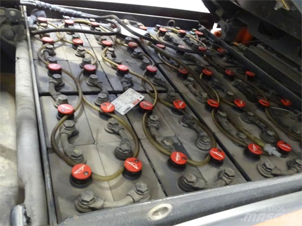 Linde E30HL Akumulátorové vozíky
