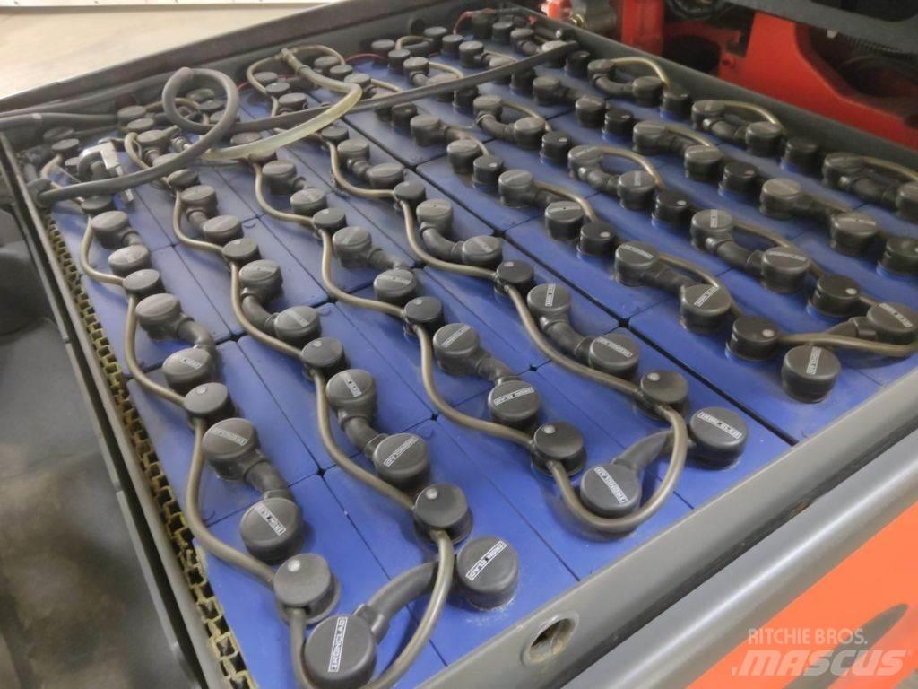 Linde E30L Akumulátorové vozíky