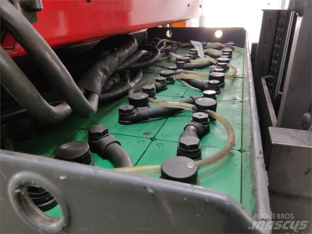 Linde R25F 4 cestné vysokozdvižné vozíky