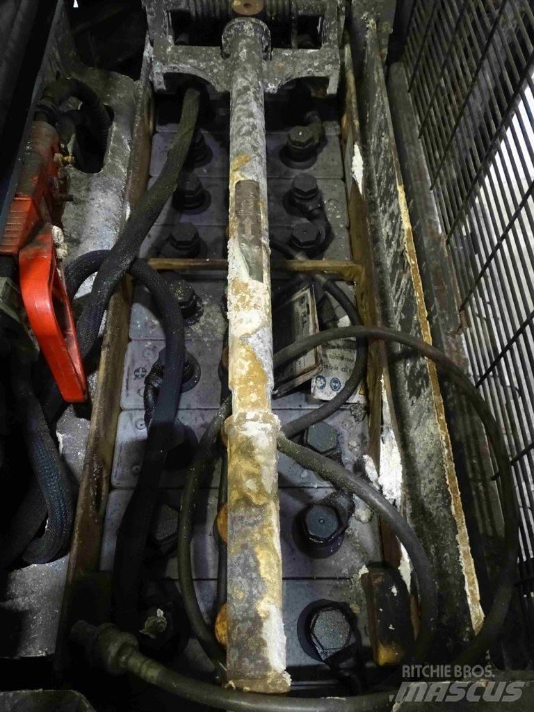 Still EXV14 Ručne vedené vysokozdvižné vozíky