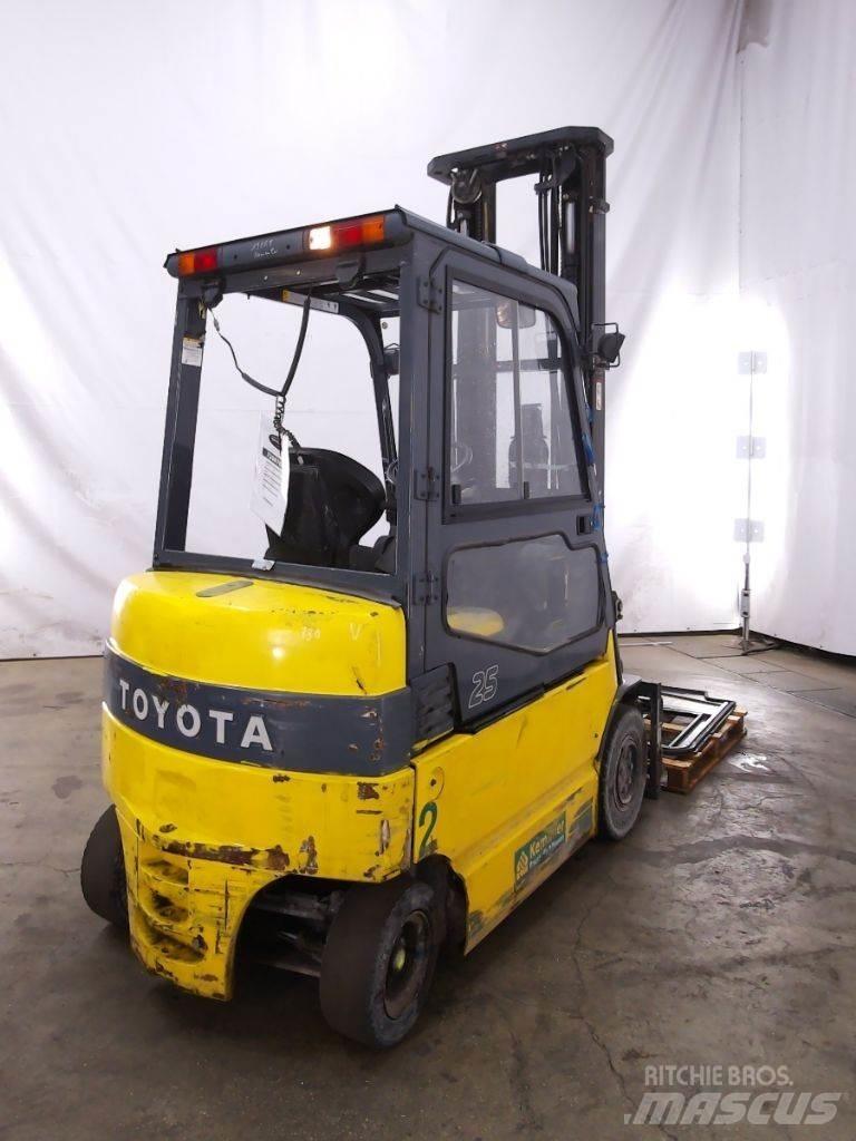 Toyota 7FBMF25 Akumulátorové vozíky