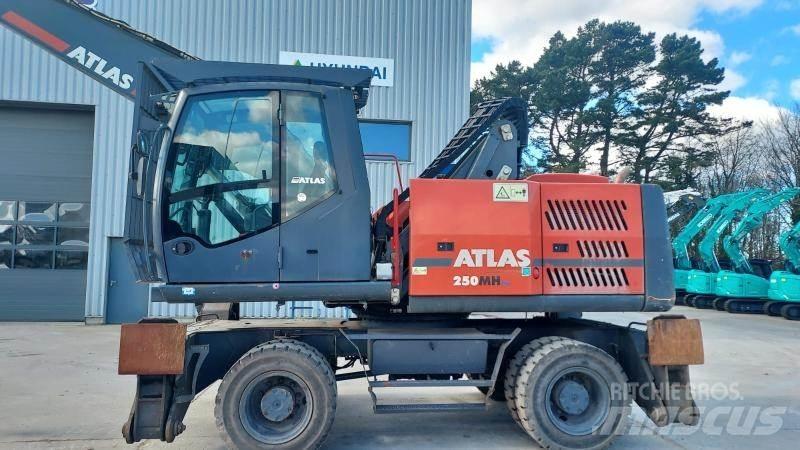 Atlas 250MH Stroje pre manipuláciu s odpadom