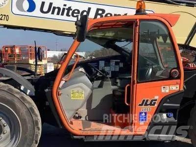 JLG 1055 Teleskopické manipulátory