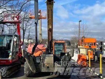JLG 1055 Teleskopické manipulátory