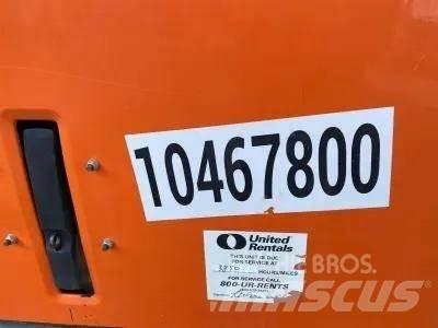 JLG 1055 Teleskopické manipulátory