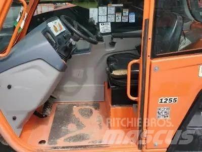 JLG 1255 Teleskopické manipulátory