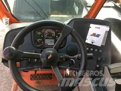 JLG 1255 Teleskopické manipulátory