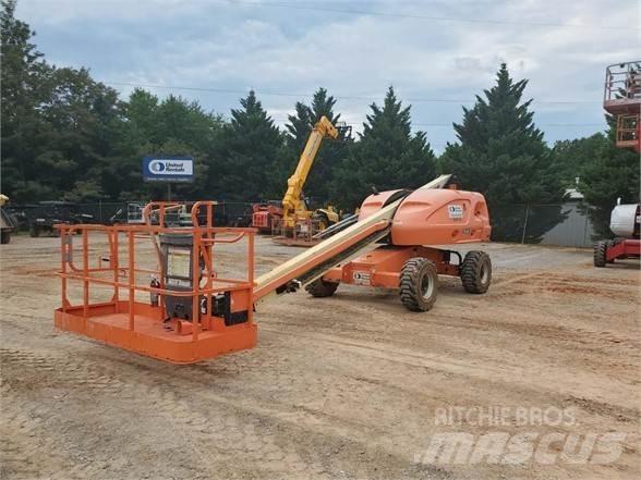 JLG 400S Teleskopické plošiny