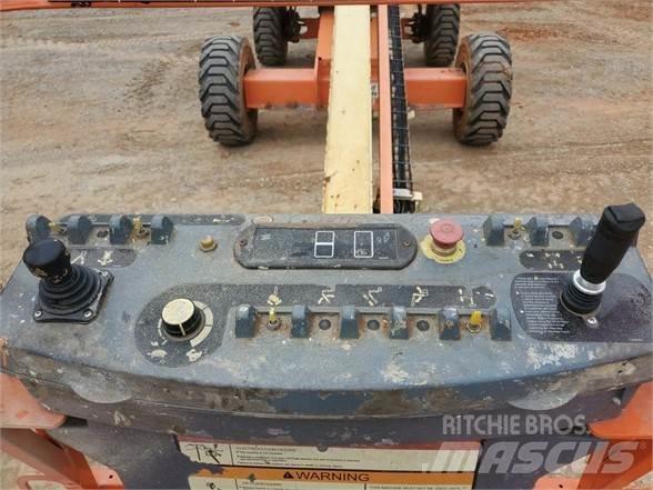 JLG 400S Teleskopické plošiny