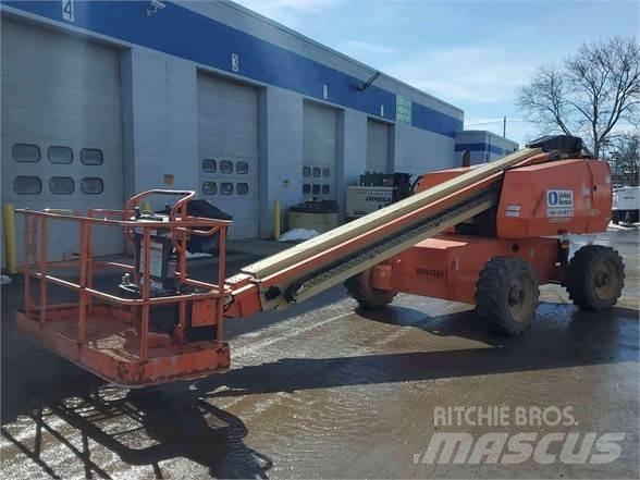 JLG 600S Teleskopické plošiny