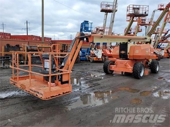 JLG 800AJ Kĺbové plošiny