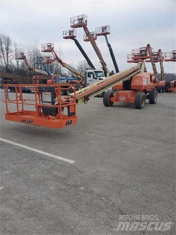 JLG 800S Teleskopické plošiny
