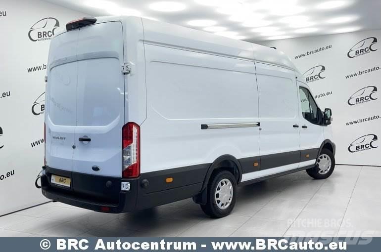 Ford Transit Skriňová nadstavba