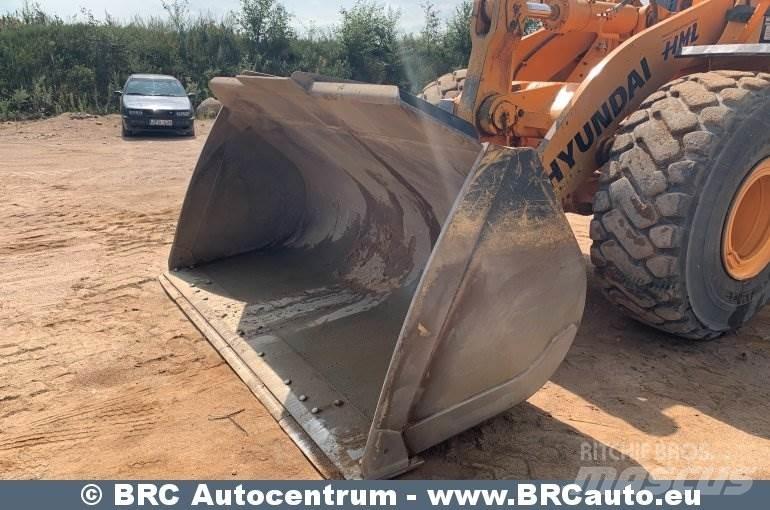 Hyundai HL970 Kolesové nakladače