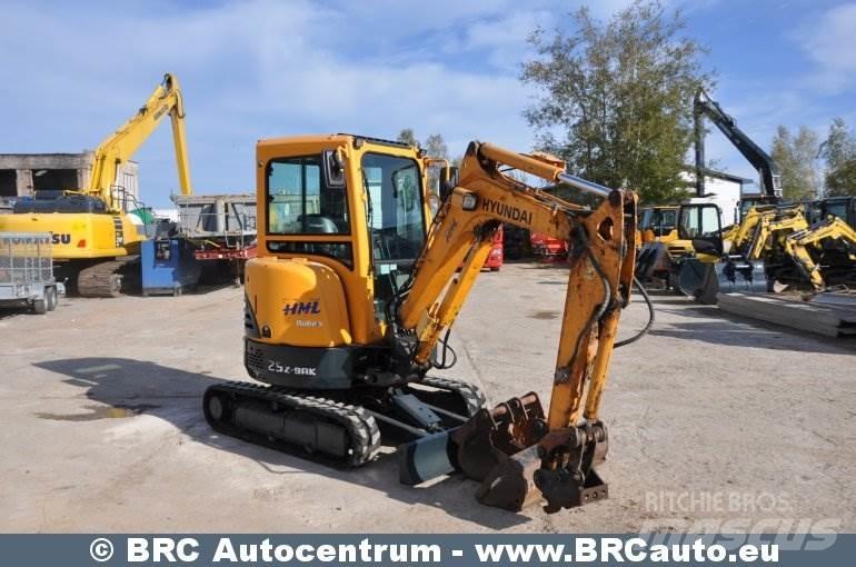 Hyundai R25Z-9AK Mini rýpadlá < 7t