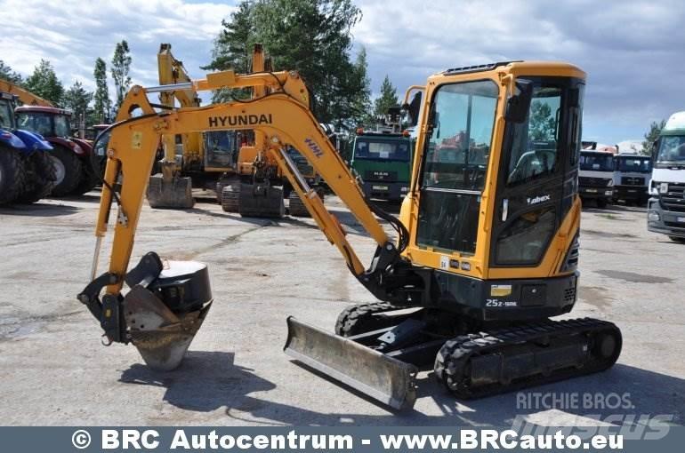 Hyundai R25Z-9AK Mini rýpadlá < 7t
