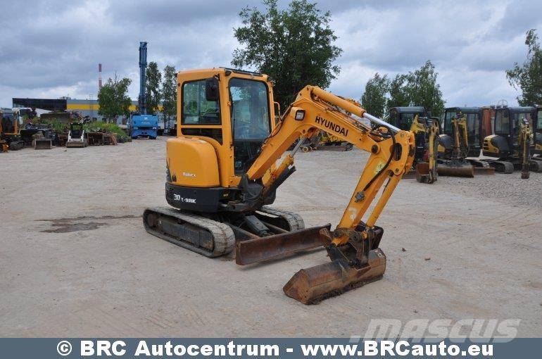 Hyundai R30Z-9AK Mini rýpadlá < 7t