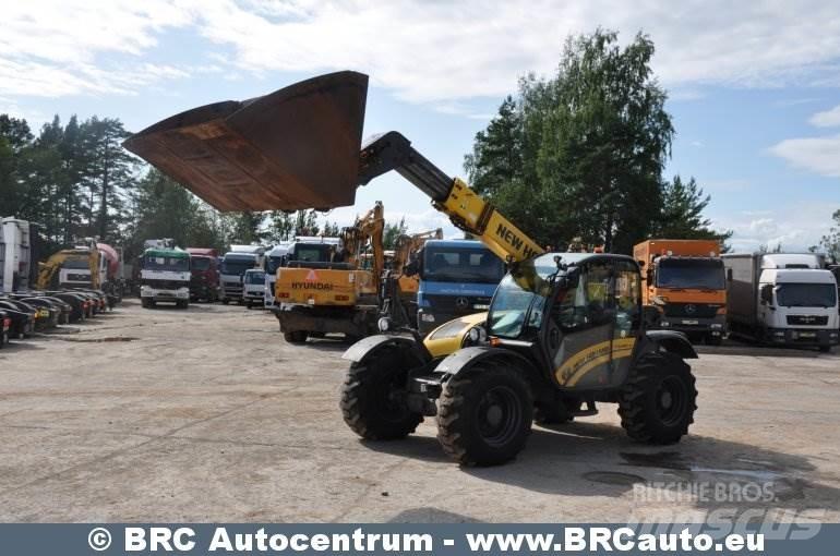 New Holland TH 7.42 Teleskopické manipulátory