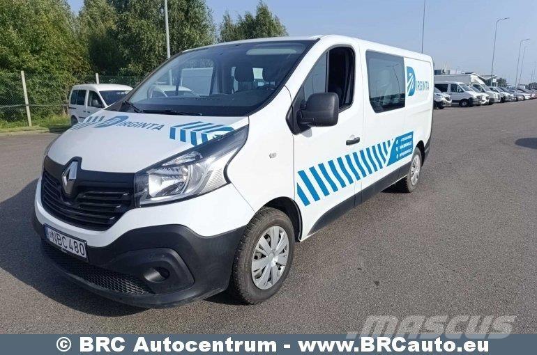 Renault Trafic Minibusy