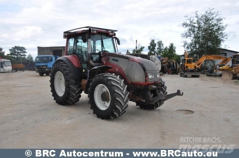 Valtra T190 Traktory