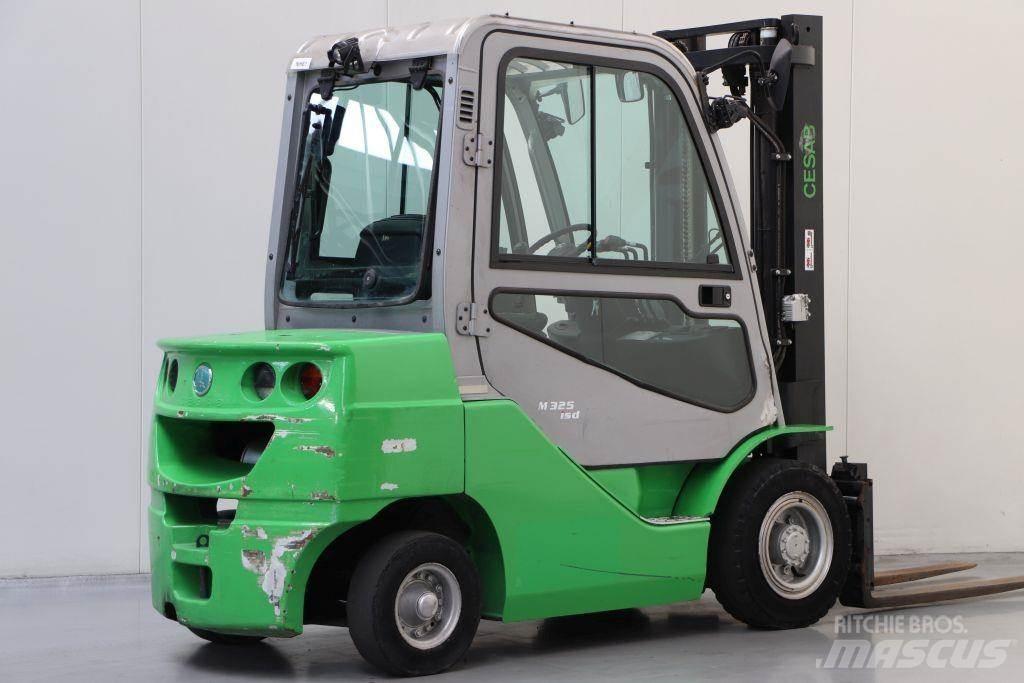 Cesab M325D Dieselové vozíky