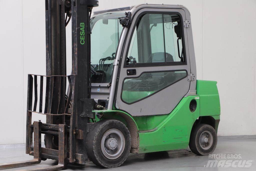 Cesab M325D Dieselové vozíky