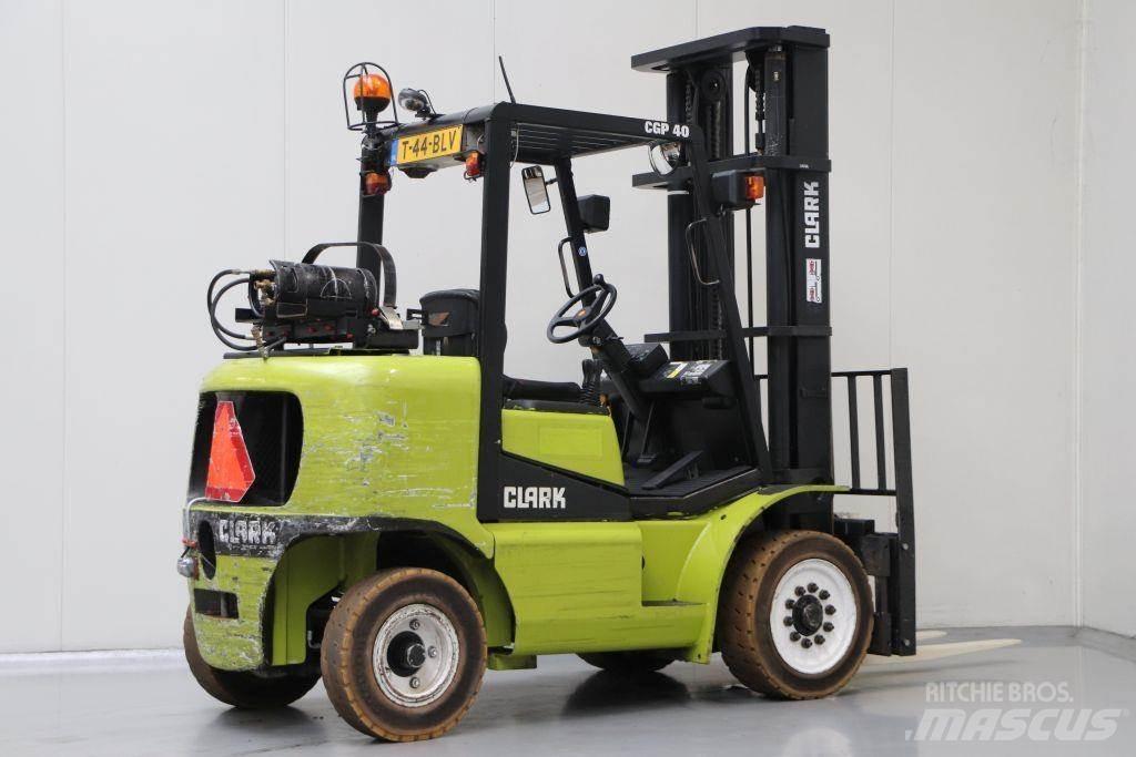Clark CGP40 LPG vozíky