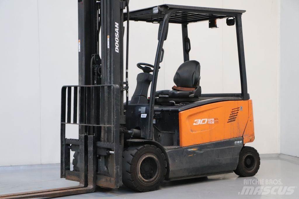 Doosan B30X-7 Akumulátorové vozíky
